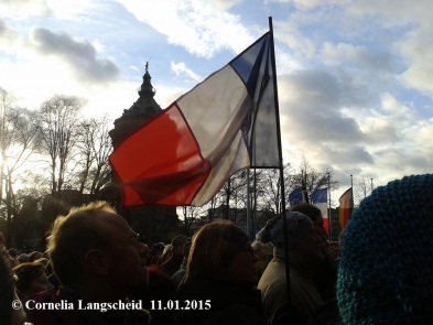 la tricolore en Face du Wasserturm de Mannheim - manifestation de soutien pour Charlie Dimanche 11J anvier 2015